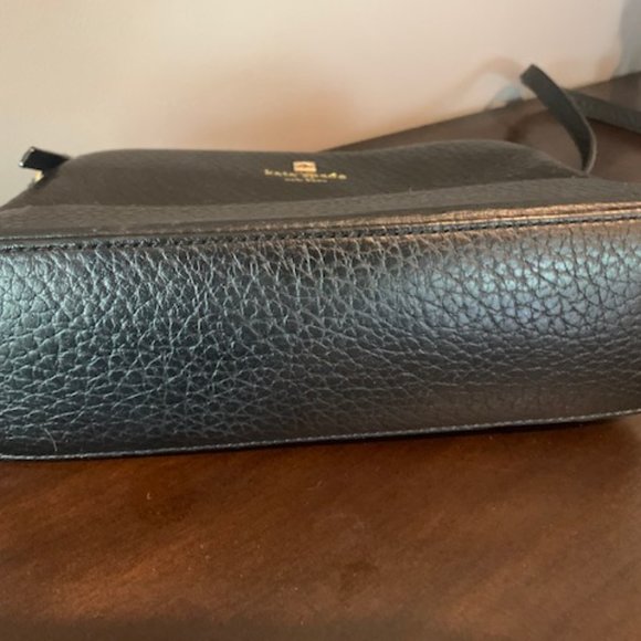 Kate Spade Pebbled Leather Crossbody Shoulder bag - Picture 2 of 3